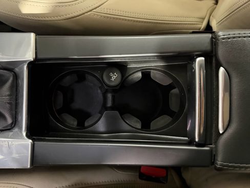 Used 2018 Volvo S60 T5 Inscription Platinum image 21