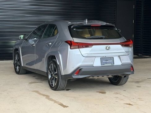 Used 2025 Lexus UX 300h FWD w/ Cold Area Package image 3
