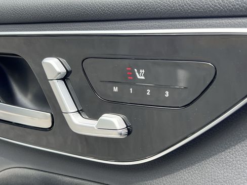 Certified 2026 Mercedes-Benz GLC 300 4MATIC image 40