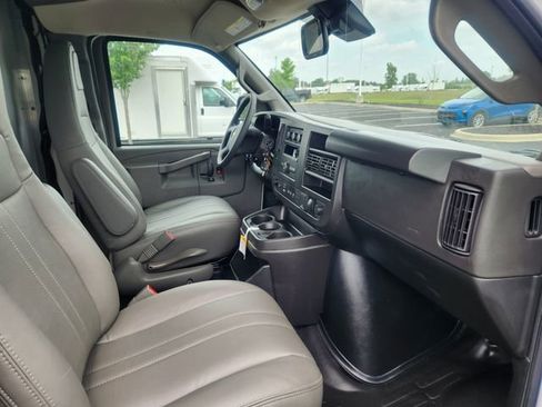 New 2024 Chevrolet Express 3500 w/ Power Convenience Package image 16