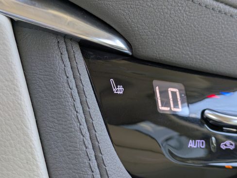 Certified 2023 Cadillac XT5 Premium Luxury image 29