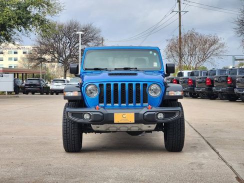 Certified 2022 Jeep Gladiator Mojave w/ Cold Weather Group image 2