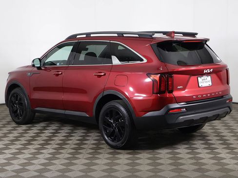 Used 2022 Kia Sorento S w/ Panoramic Sunroof Package AWD/4WD image 11
