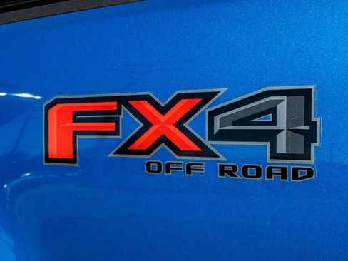 Used 2023 Ford Ranger Lariat w/ FX4 Off-Road Package image 11