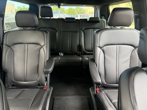 New 2026 Jeep Grand Wagoneer image 12