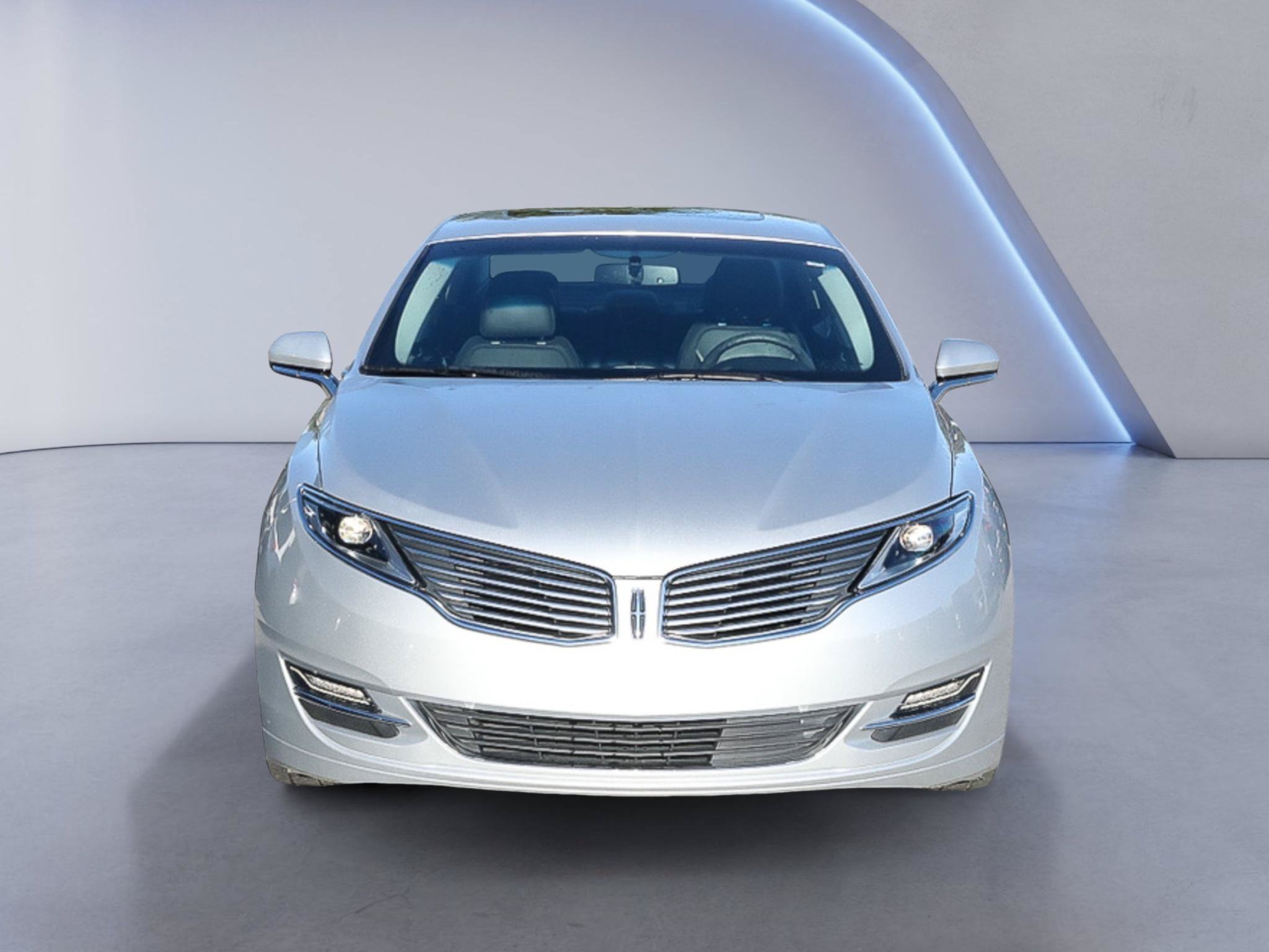 Used 2014 Lincoln MKZ Hybrid w/ Equipment Group 202A Reserve FWD image 9