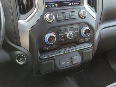 Used 2022 GMC Sierra 1500 Elevation w/ X31 Off-Road Package AWD/4WD image 15