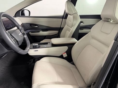 Used 2025 Nissan Ariya ENGAGE e-4ORCE image 24