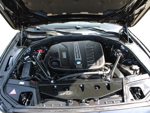 Used 2015 BMW 535d Sedan image 38