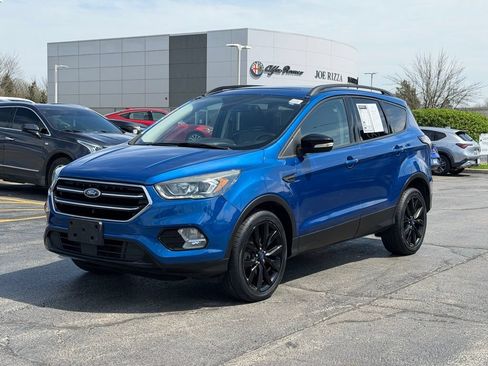 Used 2017 Ford Escape Titanium AWD/4WD image 4
