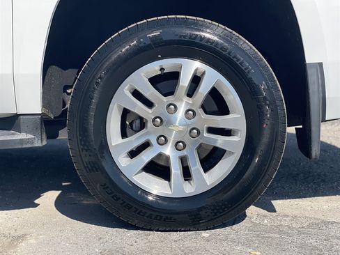 Used 2019 Chevrolet Suburban LT w/ Max Trailering Package image 41