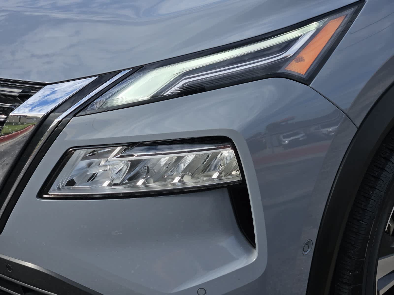 Used 2021 Nissan Rogue Platinum FWD image 7