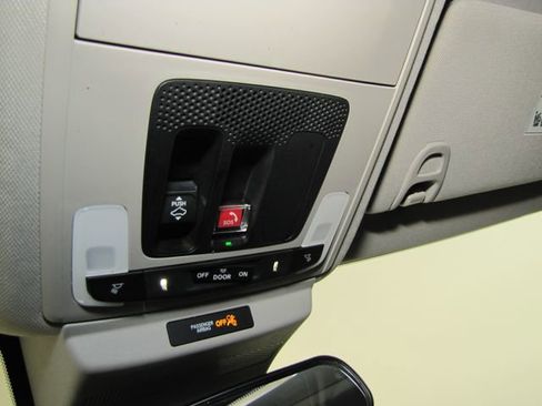 Certified 2024 Honda Accord EX image 8