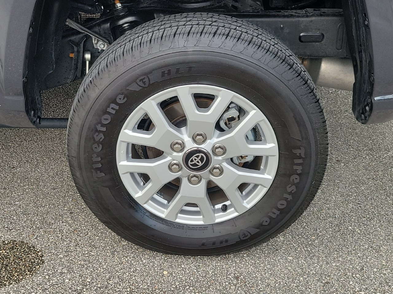 Used 2026 Toyota Tacoma SR5 AWD/4WD image 5