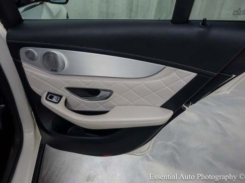 Used 2021 Mercedes-Benz GLC 300 4MATIC image 30