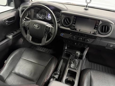 Used 2022 Toyota Tacoma TRD Sport RWD image 30
