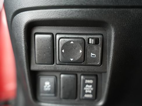 Used 2011 Nissan Juke SL w/ Sport Pkg AWD/4WD image 37