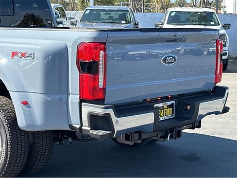 New 2025 Ford F350 Lariat w/ Lariat Ultimate Package image 41