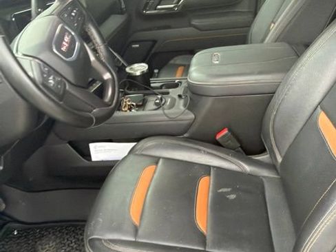 Used 2025 GMC Sierra 2500 AT4 w/ AT4 Premium Plus Package AWD/4WD image 4
