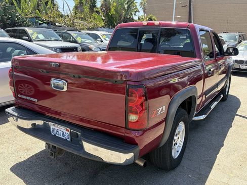 Used 2006 Chevrolet Silverado 1500 LT w/ Onstar Plus Package AWD/4WD image 5