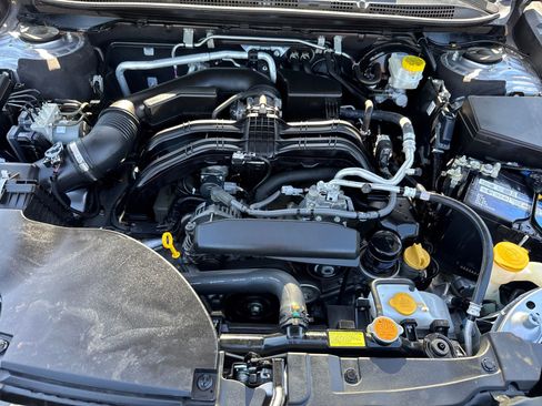 Used 2022 Subaru Outback Limited image 6