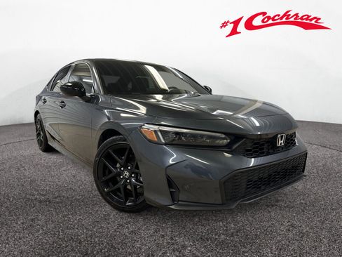 Used 2025 Honda Civic Sport image 1