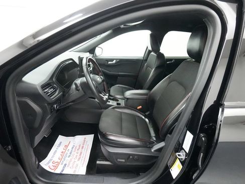 Used 2024 Ford Escape ST-Line w/ Equipment Group 301A FWD image 17