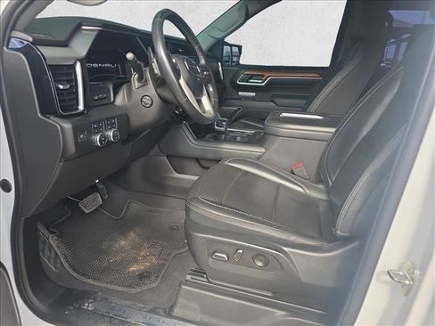 Used 2022 GMC Sierra 1500 Denali AWD/4WD image 10