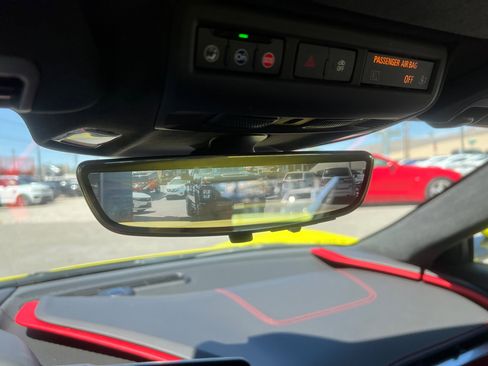 Used 2023 Chevrolet Corvette Stingray Premium Conv w/ Z51 Performance Package image 38