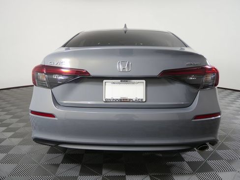 Used 2025 Honda Civic Sport image 4