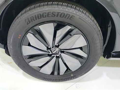 Certified 2024 Nissan Ariya AWD image 36