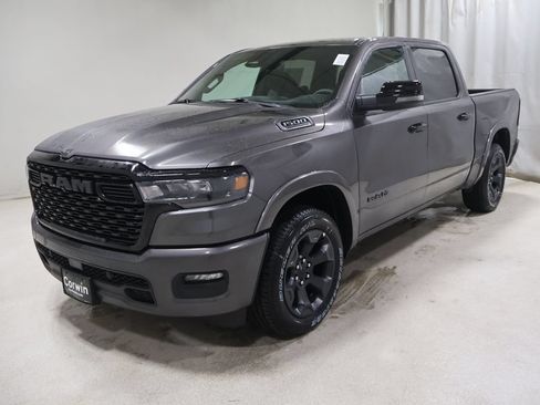 New 2026 RAM 1500 4x4 Crew Cab image 3