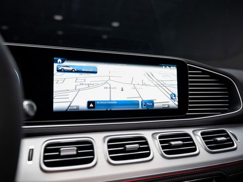 Used 2025 Mercedes-Benz GLE 53 AMG 4MATIC Coupe image 53