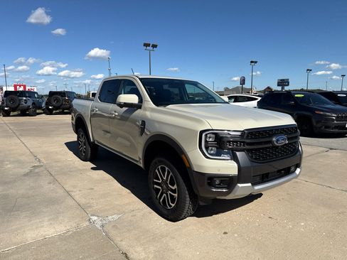 New 2025 Ford Ranger Lariat w/ FX4 Off-Road Package image 2