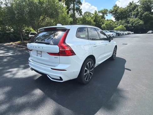 Certified 2023 Volvo XC60 B5 Ultimate w/ Protection Package Premier FWD image 15