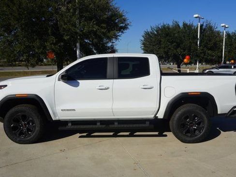 New 2025 GMC Canyon Elevation w/ Convenience Package image 11