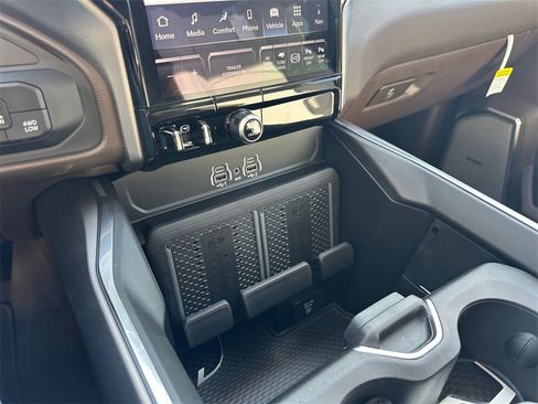 New 2026 RAM 3500 Laramie image 21