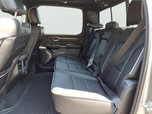 Used 2025 RAM 1500 Limited AWD/4WD image 22