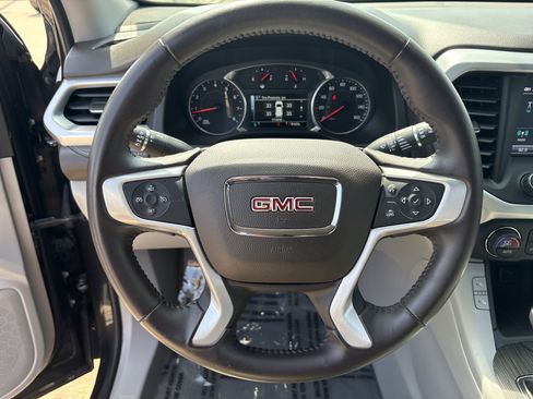 Used 2018 GMC Acadia SLT FWD image 21
