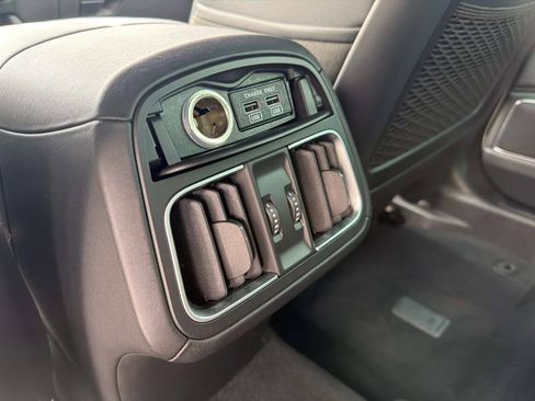 Used 2024 Maserati Levante Modena Ultima image 35