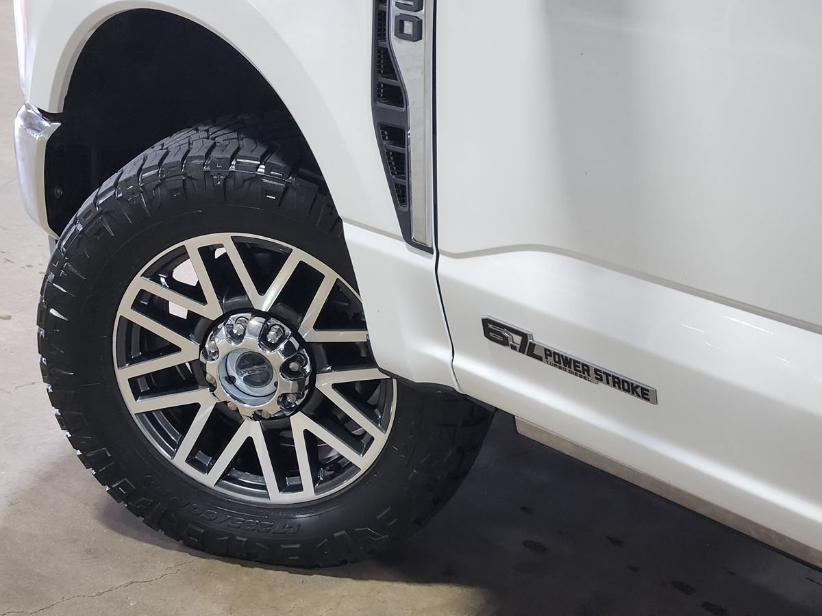 Used 2023 Ford F250 King Ranch w/ Chrome Package AWD/4WD image 23