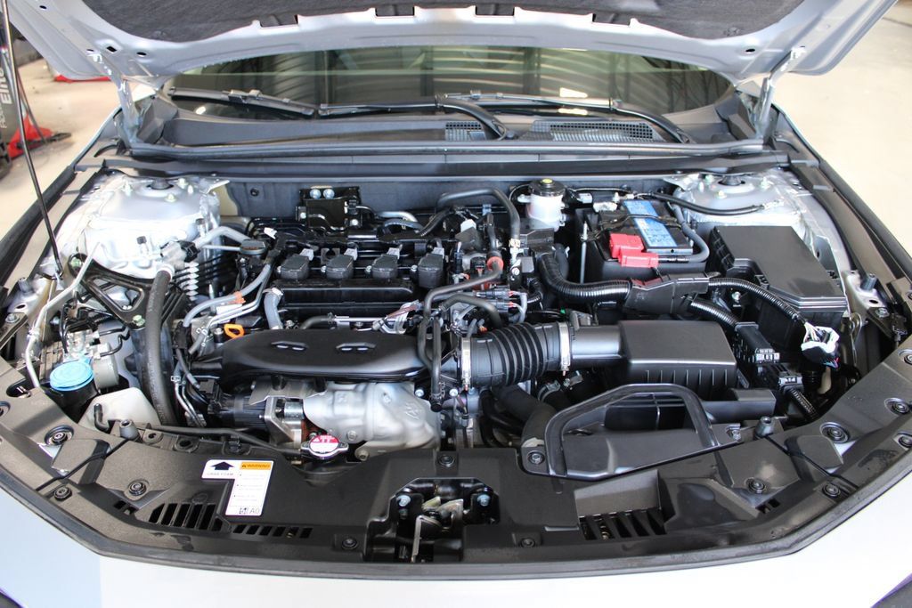Certified 2025 Honda Accord SE image 8
