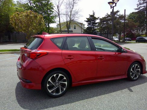 Used 2018 Toyota Corolla iM w/ All-Weather Mat Package FWD image 54