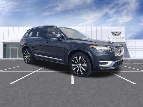 Used 2024 Volvo XC90 B6 Plus AWD/4WD image 2
