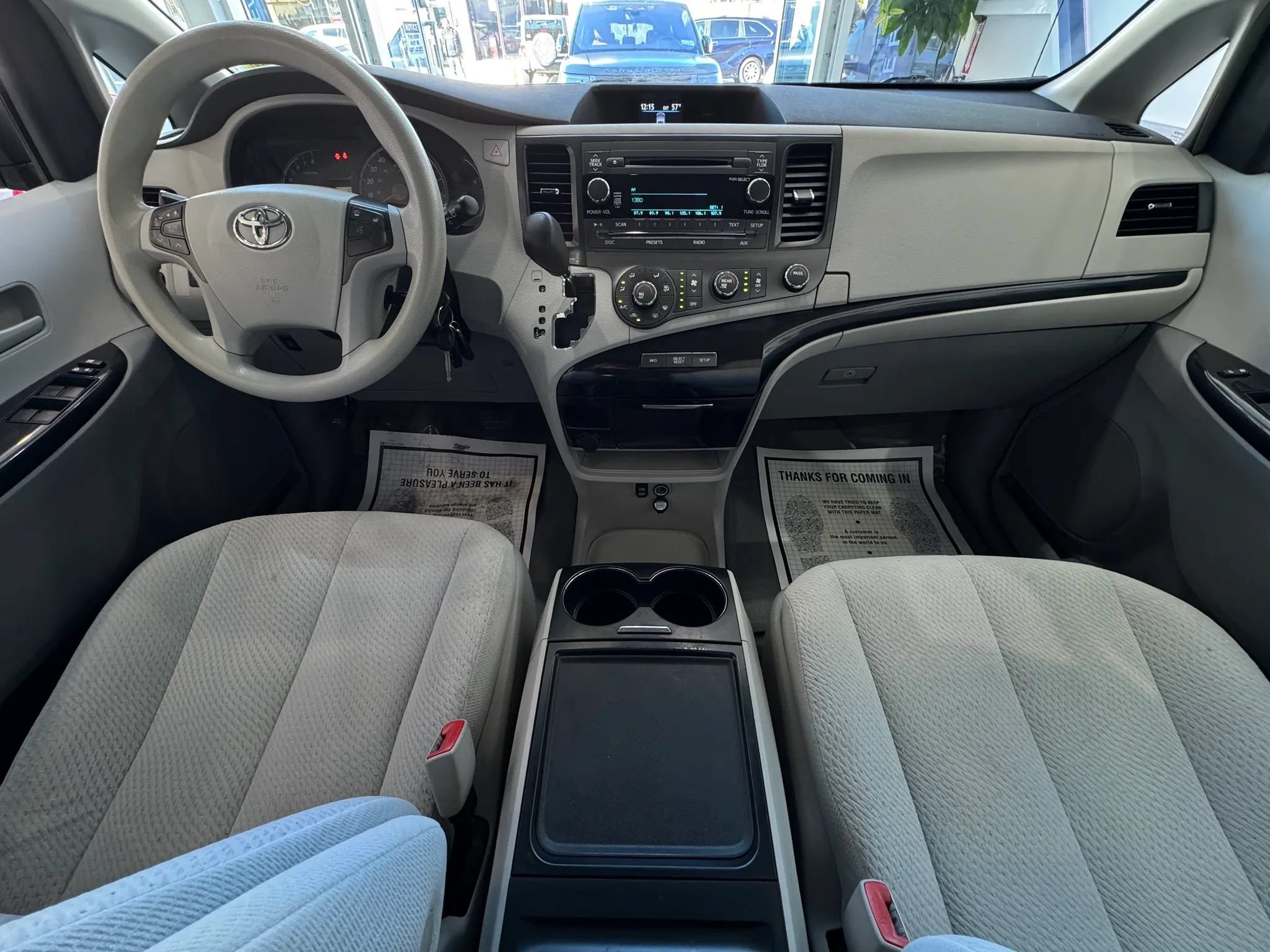 Used 2012 Toyota Sienna LE FWD image 29