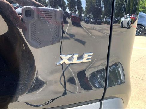 Used 2024 Toyota RAV4 XLE FWD image 10