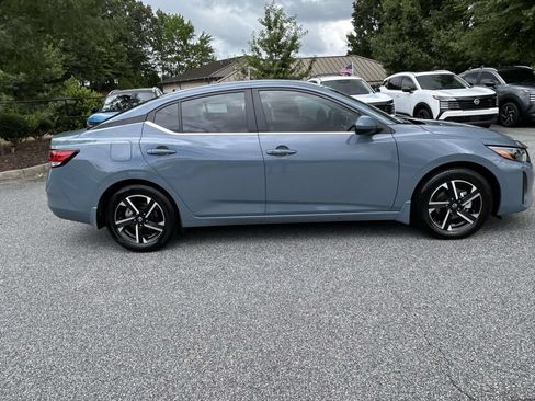 Used 2025 Nissan Sentra SV w/ All-Weather Package FWD image 6
