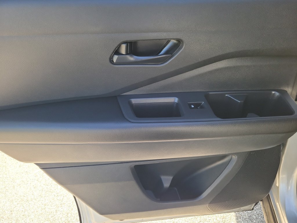 Certified 2023 Nissan Pathfinder SV FWD image 14