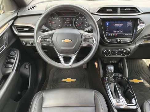 Used 2022 Chevrolet TrailBlazer ACTIV w/ Sun and Liftgate Package image 25