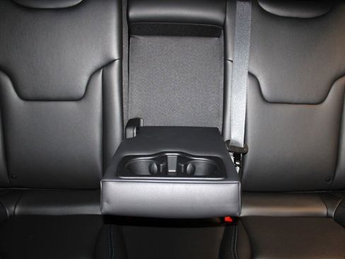 New 2026 Jeep Compass Limited image 24